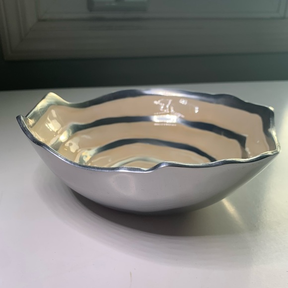 Michael Wainwright Signed 7” COMO Enamel and Aluminum Art Bowl - Picture 16 of 16